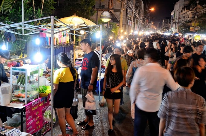 freaky finance, freaky travel, Saturday Night Market, Chiang Mai