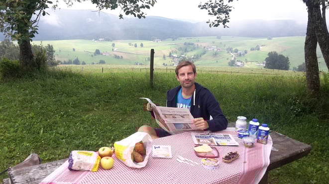 freaky travel, freaky finance, Frühstück, Berg, Schauinsland, 1302m, Zeitung