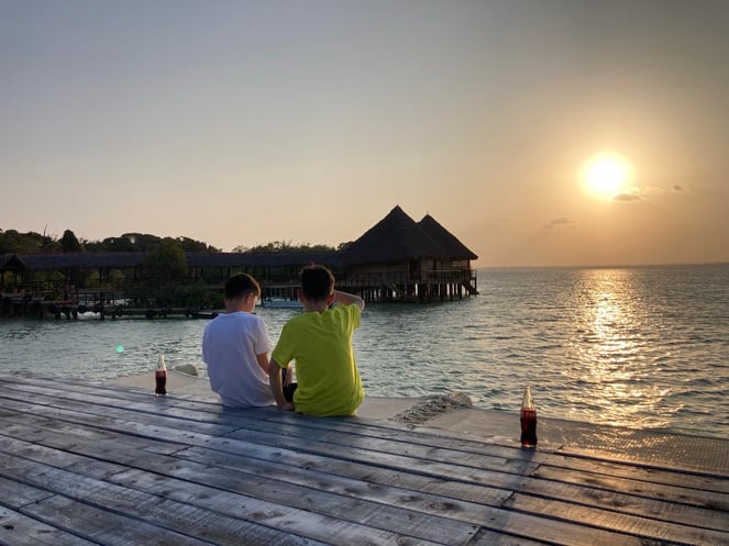 Отель на острове на Диани Sands at Chale Island