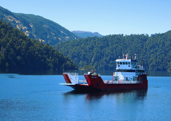 Eine der Fähren über den Lago Pirihueico.