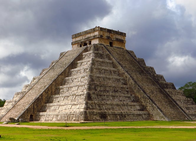 Die gut erhaltene Maya-Ruinenstadt Chichén Itzá lässt ahnen, wie imposant die Metropole vor fast 2000 Jahren gewesen sein muss.