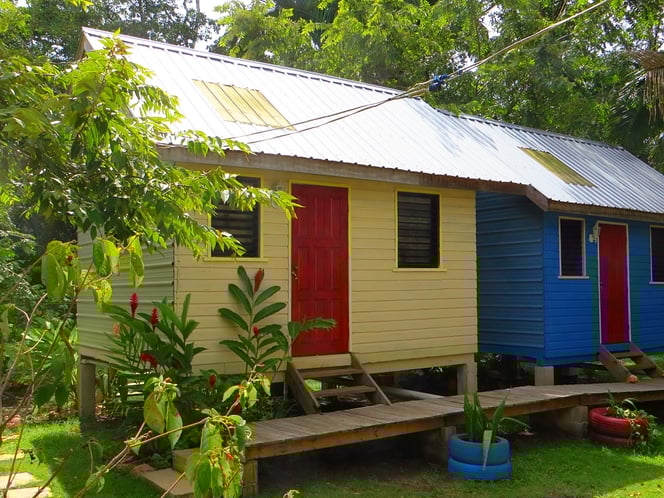 Belmopan. Ein Häuschen nur für uns und Gemüse aus dem Garten.