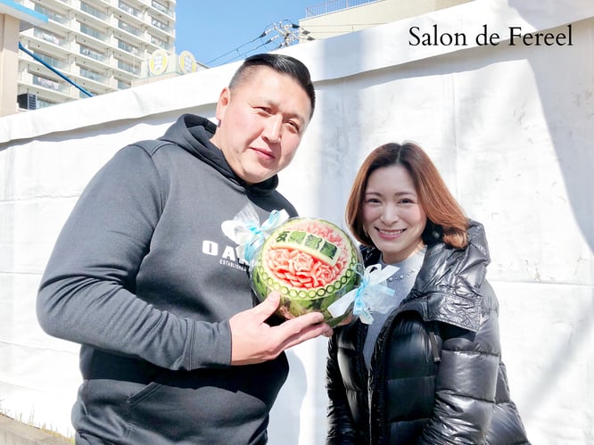 カービング　スイカ　彫刻　誕生日　結婚式　メロン　フルーツカービング　教室　大阪　薔薇　ソープカービング　プレゼント　オーダー　相撲　親方