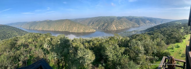 Blick vom Turm über den Tajo nach Portugal