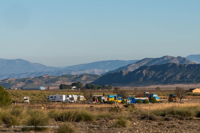 der urigste Stellplatz aller Zeiten - wer ihn nicht anfährt, verpaßt was!