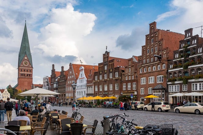 Mit dem Camper in der Lündeburger Heide