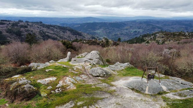 Mirador mit Schaukel