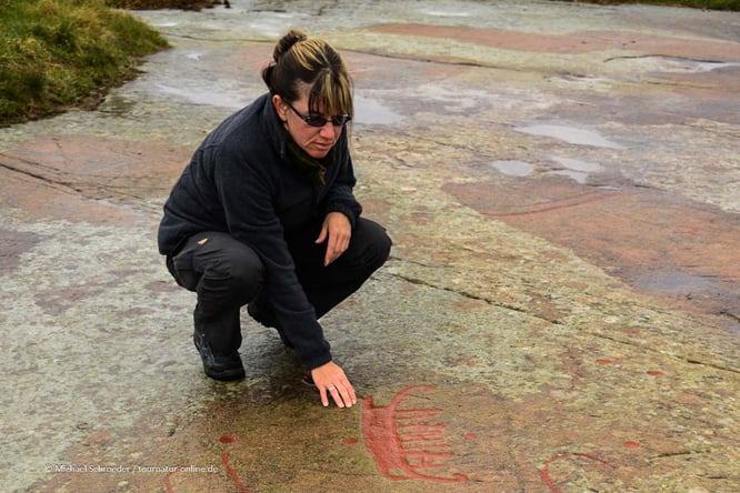 Felszeichnungen aus der Bronzezeit in Hästholmen 