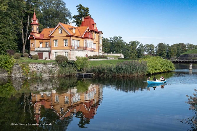 Mit dem Wohnmobil auf Estlands Inseln Muhu, Saaremaa, Hiiumaa