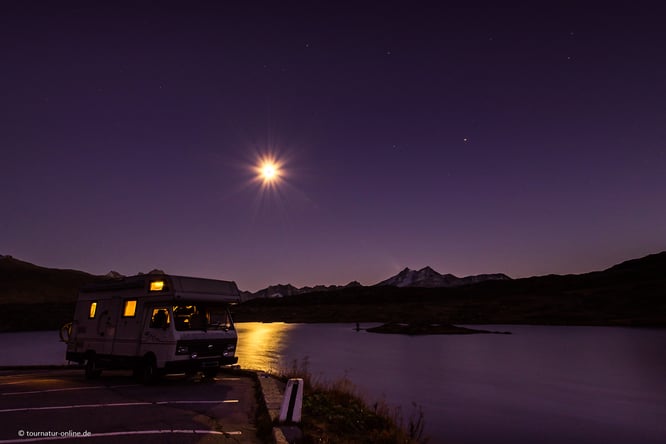 Nachts am Totensee/Grimselpaß