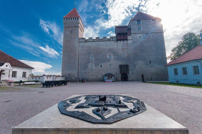 Mit dem Wohnmobil auf Estlands Inseln Muhu, Saaremaa, Hiiumaa