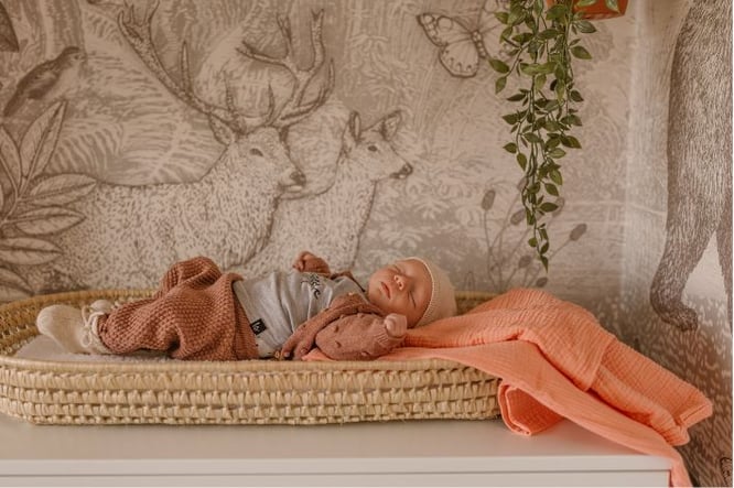 Binnenkijken in een bosdieren thema kinderkamer