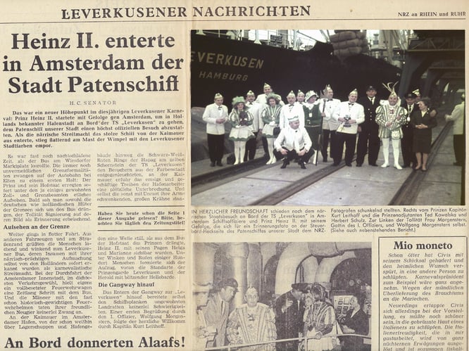 Prinzengarde besucht 1964 das Patenschiff Leverkusen in Amsterdam