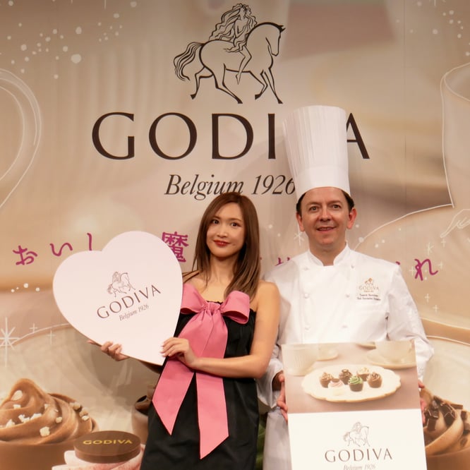 紗栄子＆シュヴォロー