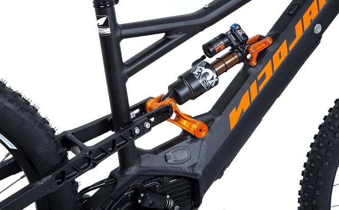 Fahrwerk mit Federungskomponenten von FOX / Foto: NICOLAI