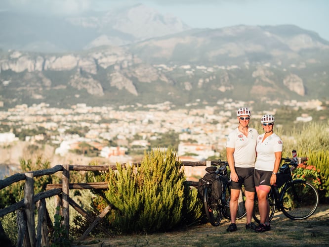 Die Ampler Challenge Tour von Rebecca und Ian führte sie auf 900 malerischen Kilometern von Palermo nach Pompei.