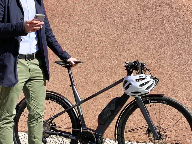 assona Zweiradschutz: Das Angebot für E-Bikes, S-Pedelecs und E-Roller mit monatlicher Zahlweise