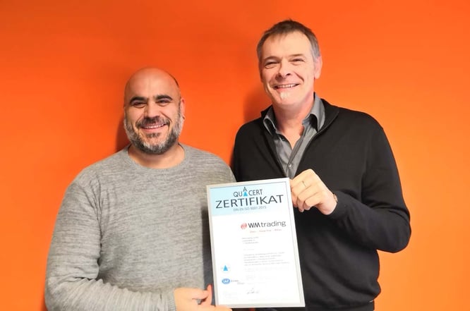 Von links nach rechts: Tim Sanna (Qualitätsbeauftragter) und Axel Keller (Geschäftsführer) / Foto: WM trading