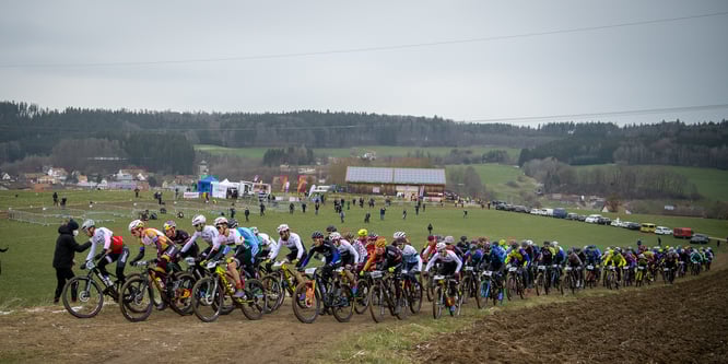 GERMANY Obergessertshausen XCO Start // Fotonachweis: Armin M. Küstenbrück / EGO-Promotion