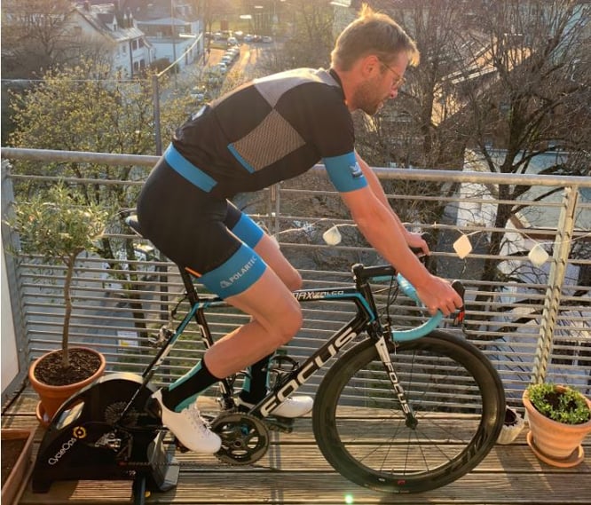 Polartec Delta ist die goldene Mitte zwischen Baumwolle und Polyester.