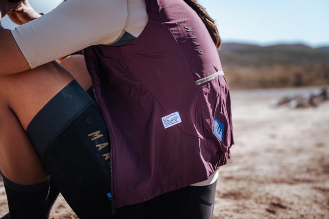 MAAP präsentiert die neue Alt_Road Kollektion und setzt dabei auf Performance-Stoffe von Polartec®