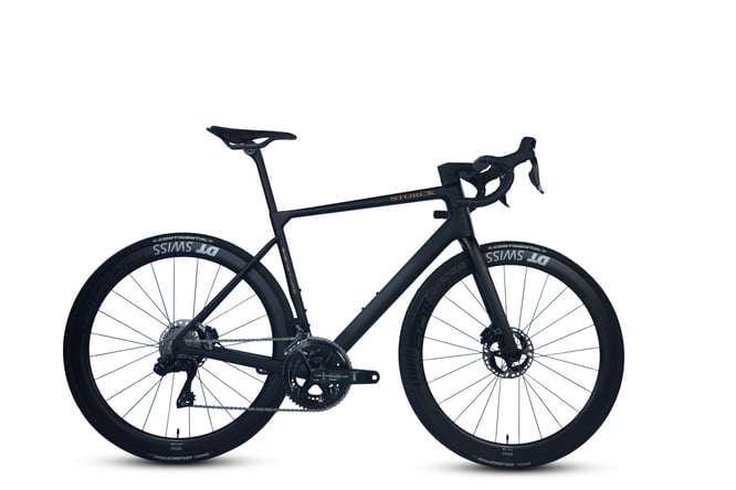 Maximale Eleganz bei minimalem Gewicht: Streng limitiertes STORCK Aernario.3 Signature Disc läutet neue Ära der High-End- Rennräder ein