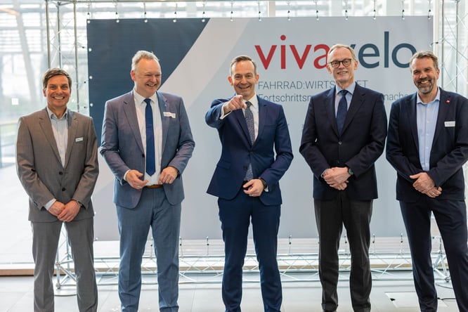 Dirk Zedler, Burkhard Stork, Dr. Volker Wissing, Dr. Hendrik Schulte, Uwe Wöll (von links)