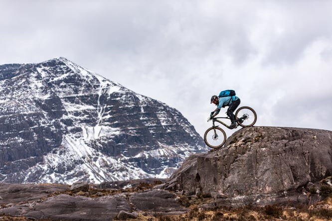 USWE produziert 100% bounce-free Action-Rucksäcke