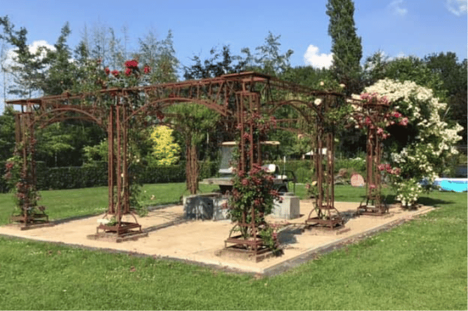 Binnenkijken Hof van Eigen aardigheden - rozentuin