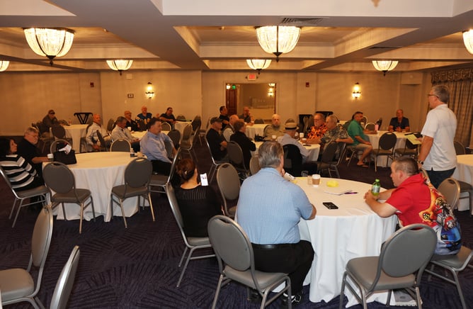 全員寝不足ながらアツいコレクターズミーティング