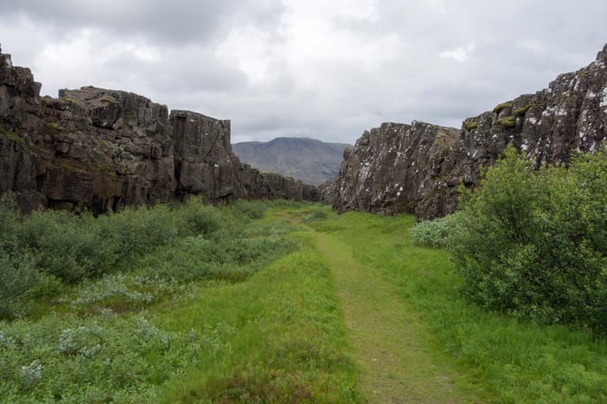 Grabenbruch zwischen der Amerikanischen und der Erasischen Platte im Thingvellir-Nationalpark