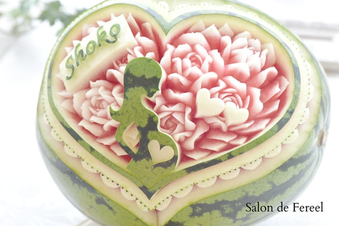 カービング　スイカ　彫刻　誕生日　結婚式　メロン　フルーツカービング　教室　大阪　薔薇　ソープカービング　　プレゼント　オーダー　フラワーケーキ　時計　ウェルカムボード　フルーツバスケット　melon 