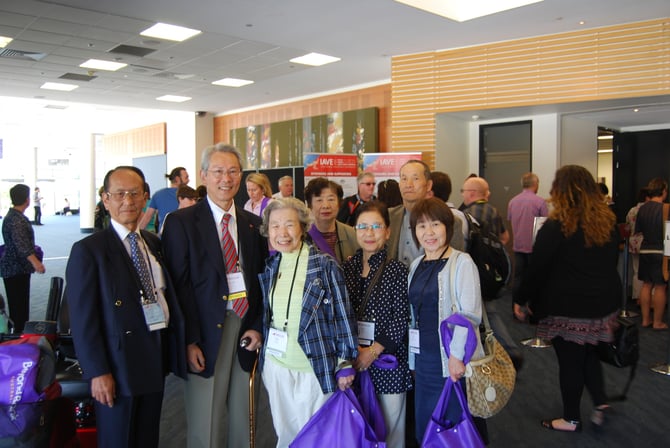 日本からの参加者（一部）とカン・ヒュン・リー前IAVE会長