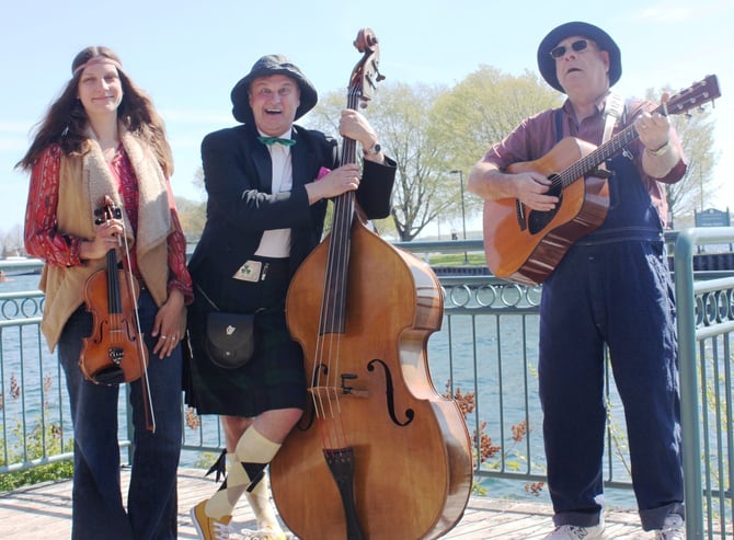 The Mixed Nuts - Photo Taken By Andy Wheeler Snap'd Brockville