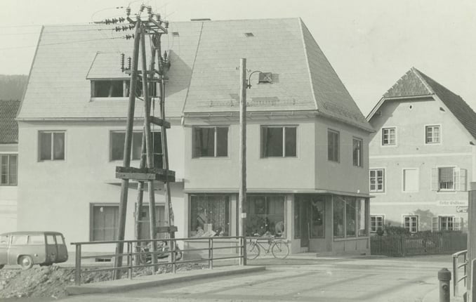 Trachtengeschäft Wernbacher, altes Geschäft