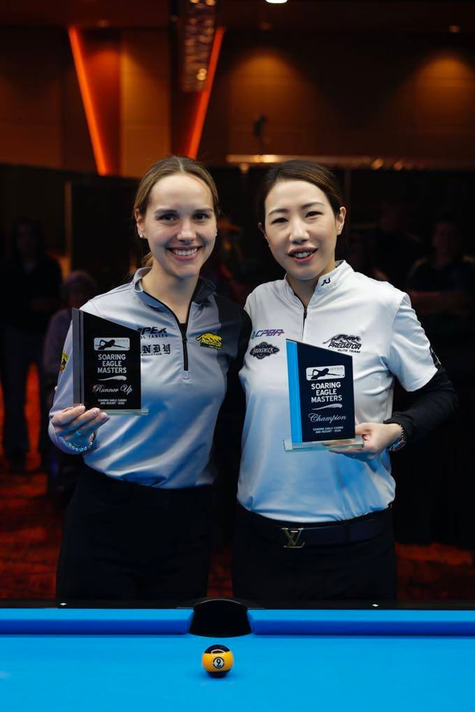 ファイナリスト。右が優勝の魏子茜 © 2025 WPBA