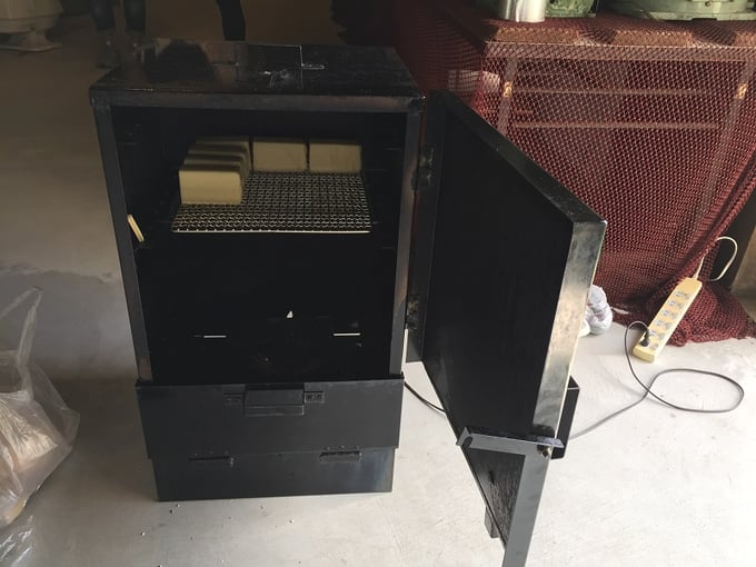 チーズをセットしたスモーカー