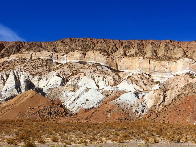 Borax in mächtigen Schichten.