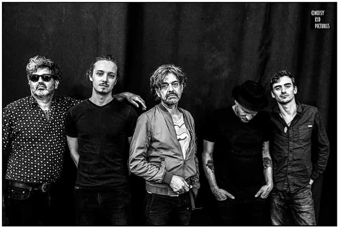 Portrait en photo de musiciens professionnels par un photographe spécialiste en événements qui photographie souvent à Bruxelles