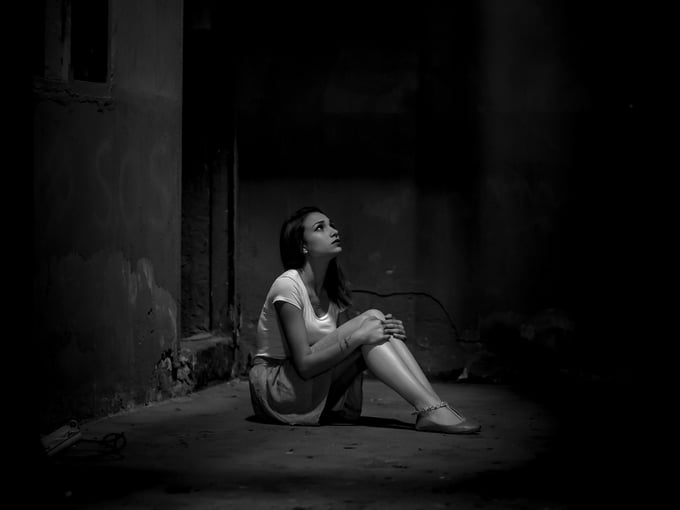 Rouwen op je geliefde. Verlaten en nu heb je liefdesverdiet. De rouwcurve van psychiater Elisabeth Kübler-Ross