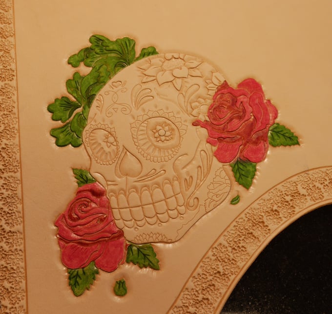 Travail (en cours) de Dany lors de son stage cuir