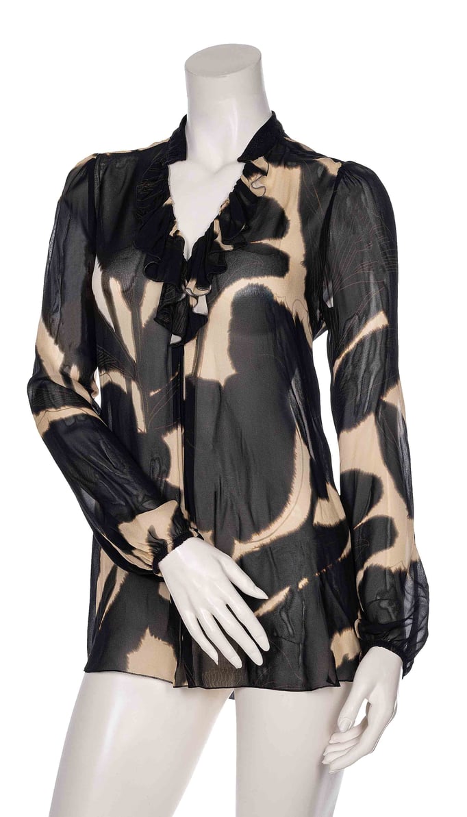 227-39 Blouse volant