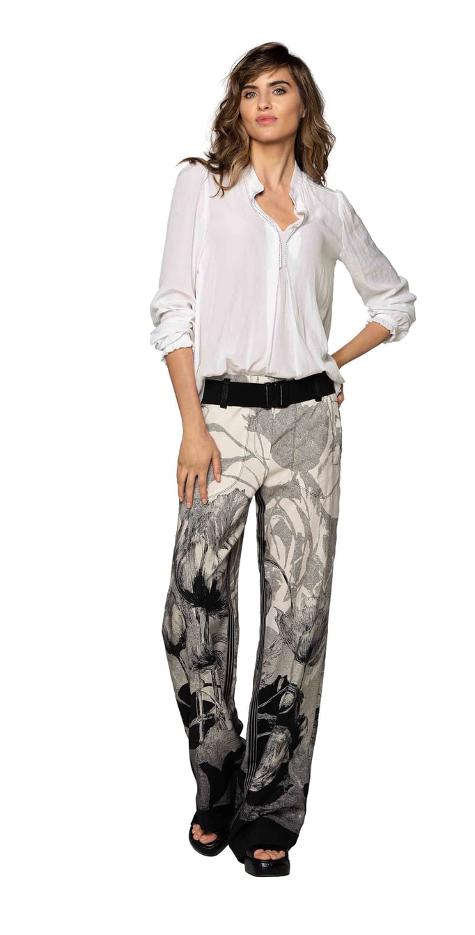 Blouse 1039-102, Trousers 332-31