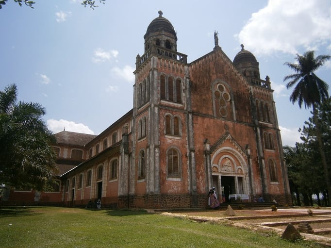 Akono. Eglise Notre Dame des 7 douleurs