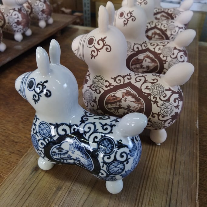 九谷焼ロディ 藍九谷唐草文_2