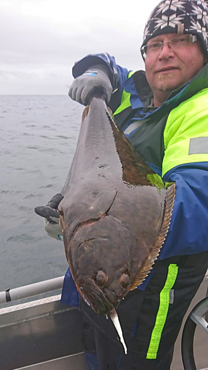 Torben in Norwegen mit einem schönene Heilbutt