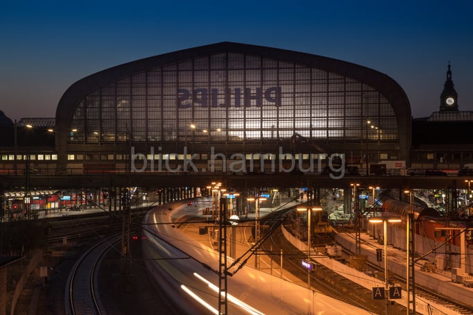 Hauptbahnhof 2