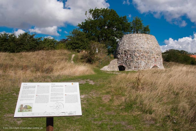Smygehuk - Kalkofen und Hügelgrab