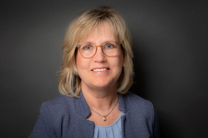 Kornelia Vocks    Beratung Uhren & Schmuck & Trauringe