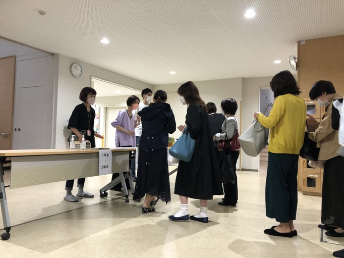 PTAサポーター集会、受付の様子